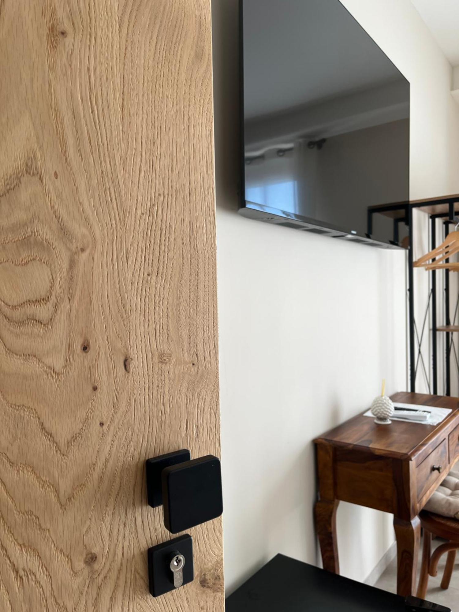 Apartamento Seta Luxury Roseto Degli Abruzzi Exterior foto