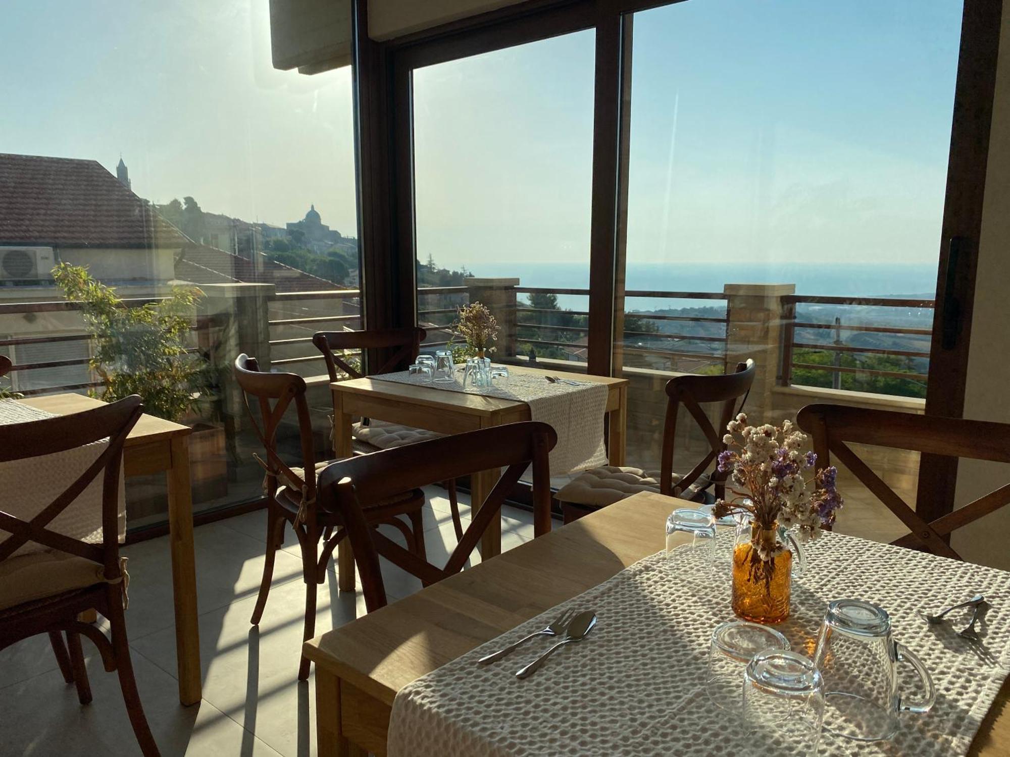 Apartamento Seta Luxury Roseto Degli Abruzzi Exterior foto