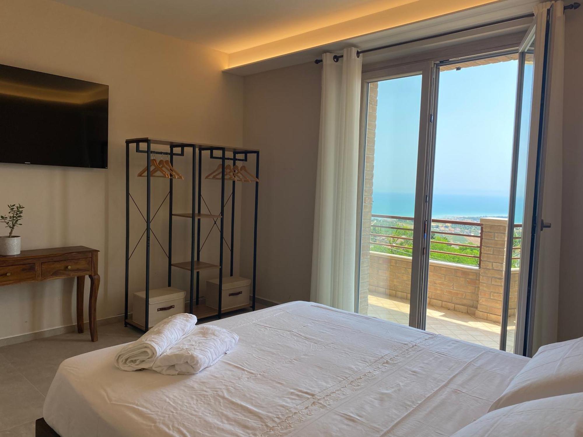 Apartamento Seta Luxury Roseto Degli Abruzzi Exterior foto